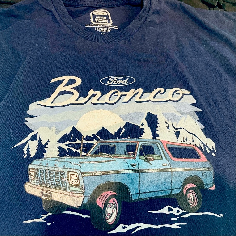 Classic Ford Bronco XL Tee